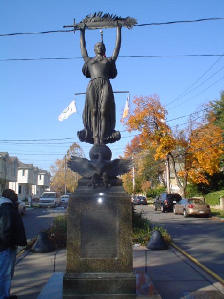 Zoom on the image : Pleasant Plains Memorial 